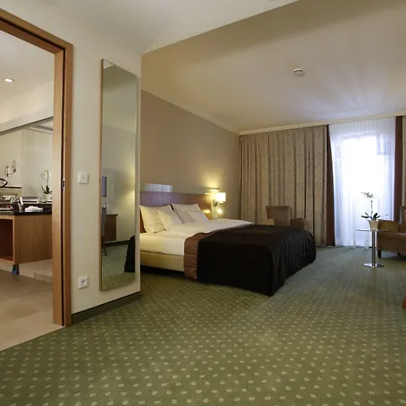 Lind 4* Rietberg