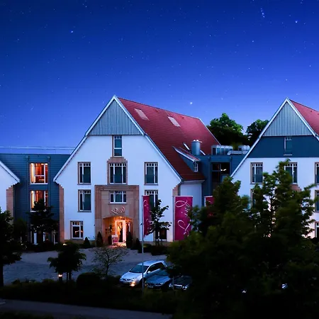 Hotel Lind 4*